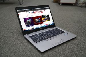 HP EliteBook 840 G4 (Core i5-7300U | Ram 8G | SSD 256GB | 14 inch Full HD)